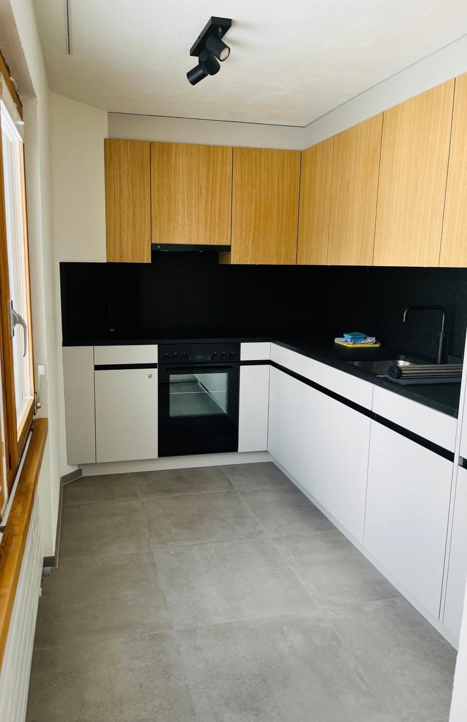 Kitchen or kitchenette, dishwasher, pet friendly, stove