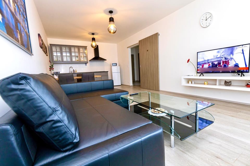 Communal lounge/ TV room, TV and multimedia