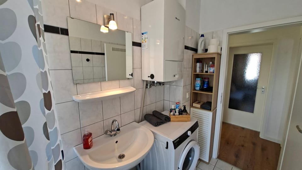 Shower, Bathroom, washing machine