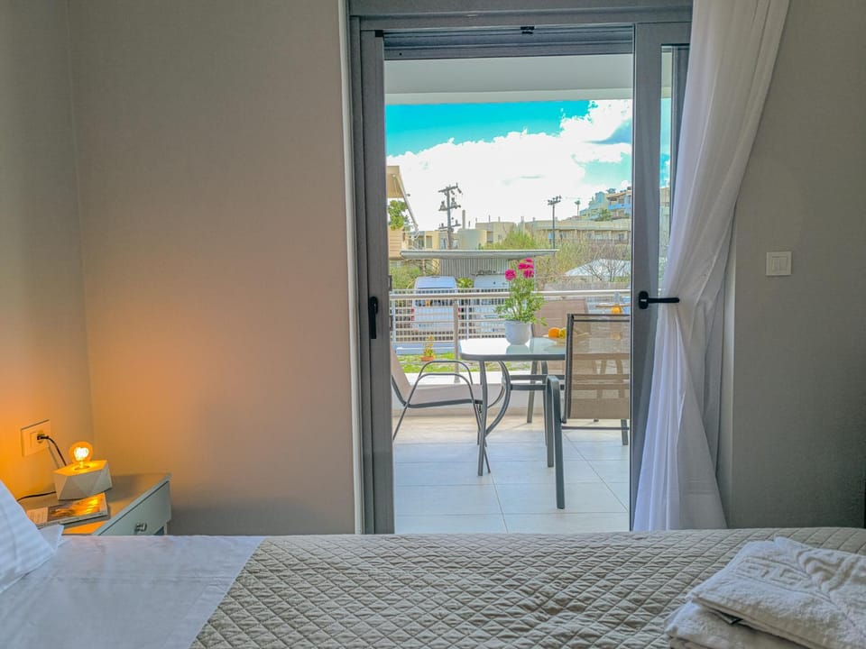 Newly Built House Steps from the Beach: Everything Within Walking Distance - Enjoy a Car-Free Stay House in Agia Marina