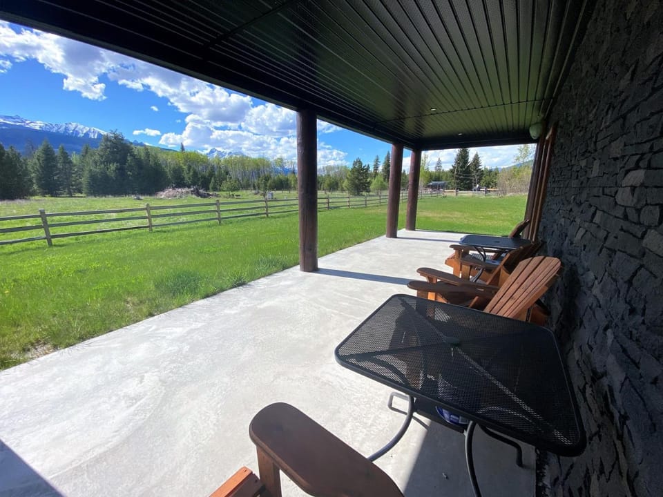 The Westview Cabin Cabin in Valemount