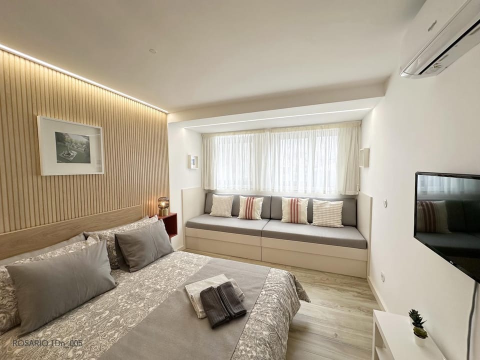 TV and multimedia, Living room, Bedroom