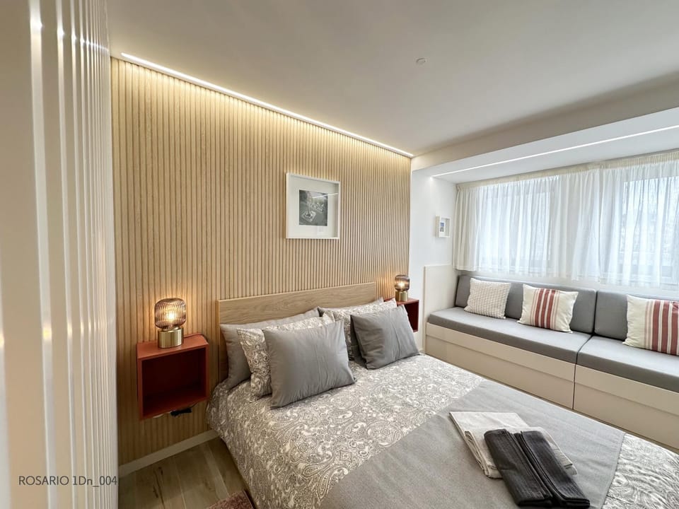 Bed, Living room, Bedroom