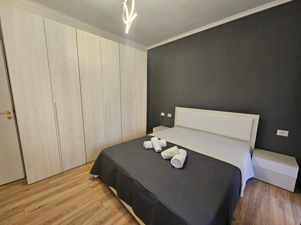 New Bazar-Central Apartment 1 with balcony Apartment in Tirana