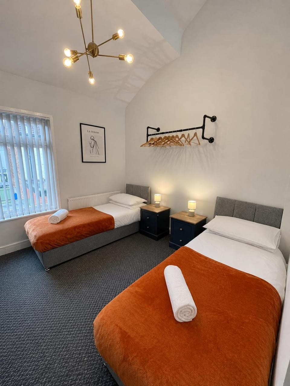 Bed, Photo of the whole room, Bedroom