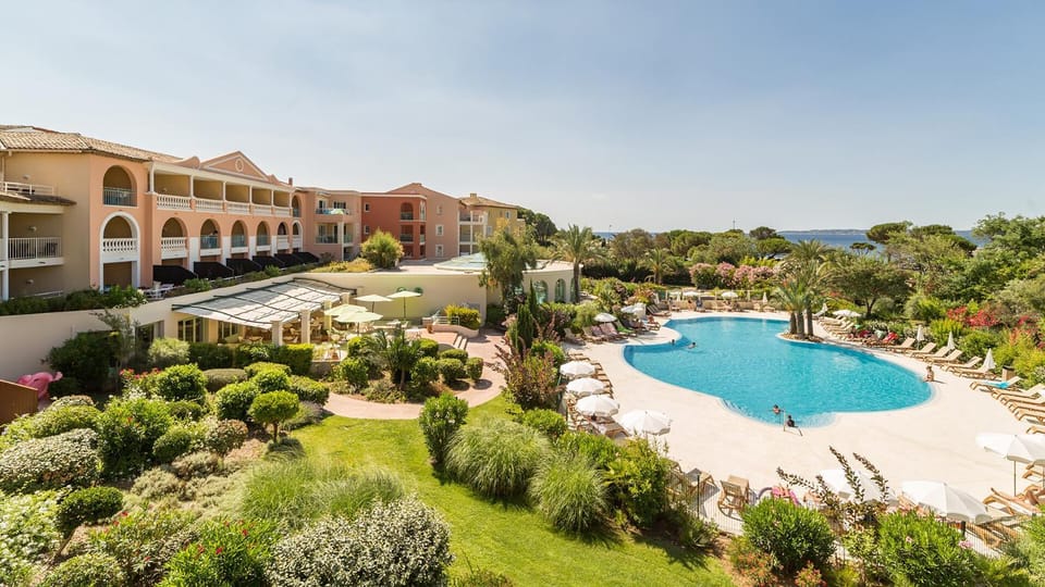Beach, Swimming pool