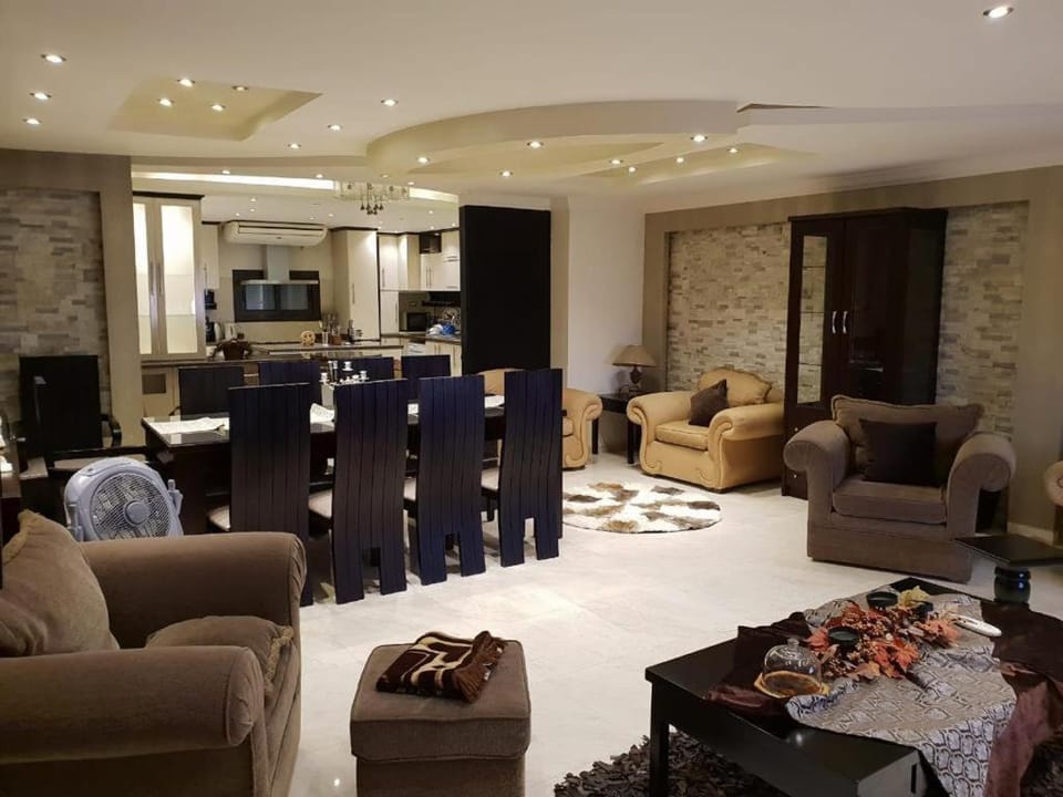 Zahran Apartment VIP شقة فندقية فاخرة Apartment in Cairo Governorate