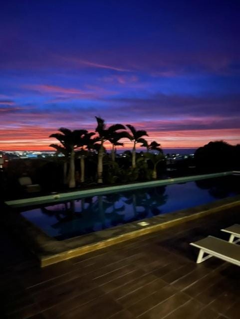 Swimming pool, Sunrise