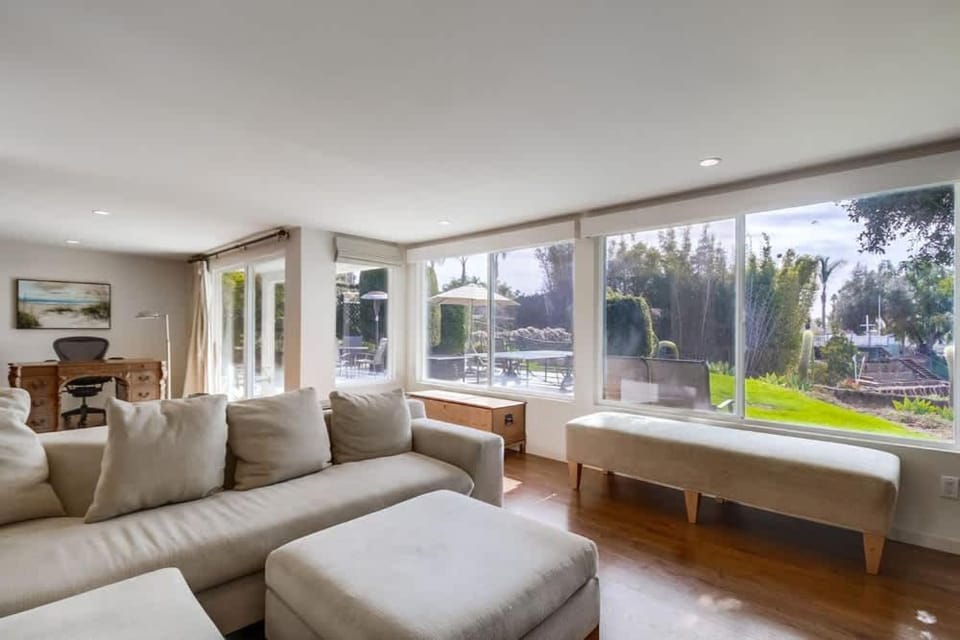 Best Ocean & Bay Views in SD Large Backyard Air Conditioning House in San Diego