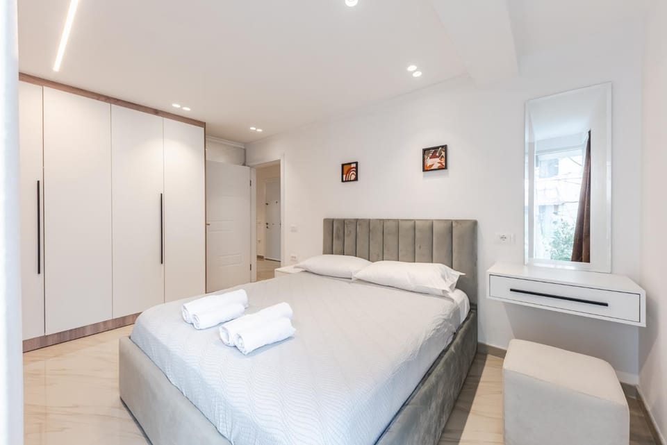 Bed, Photo of the whole room, Bedroom, towels, wardrobe