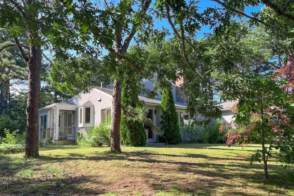 Silver Spring House in North Eastham