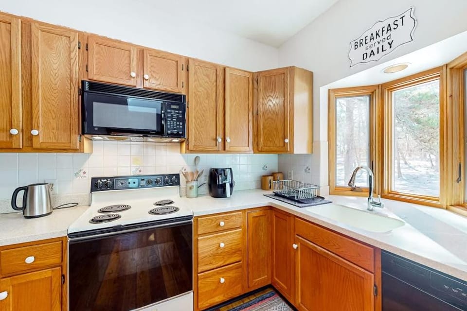 Silver Spring House in North Eastham