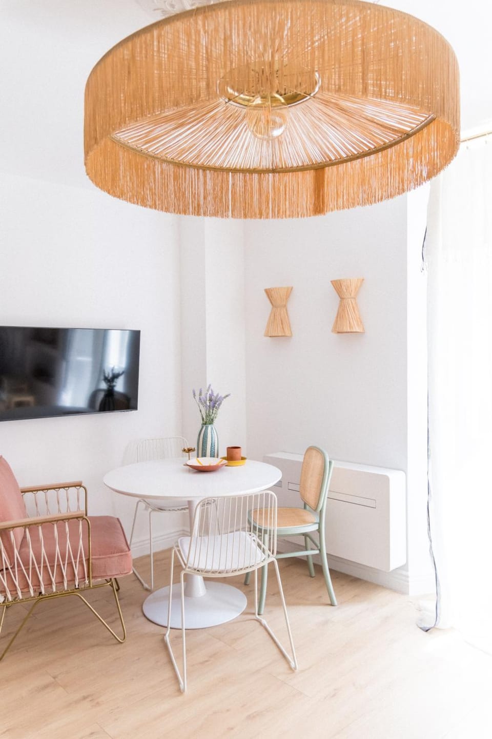 Food, Meals, Breakfast, Dinner, furniture, heating, internet