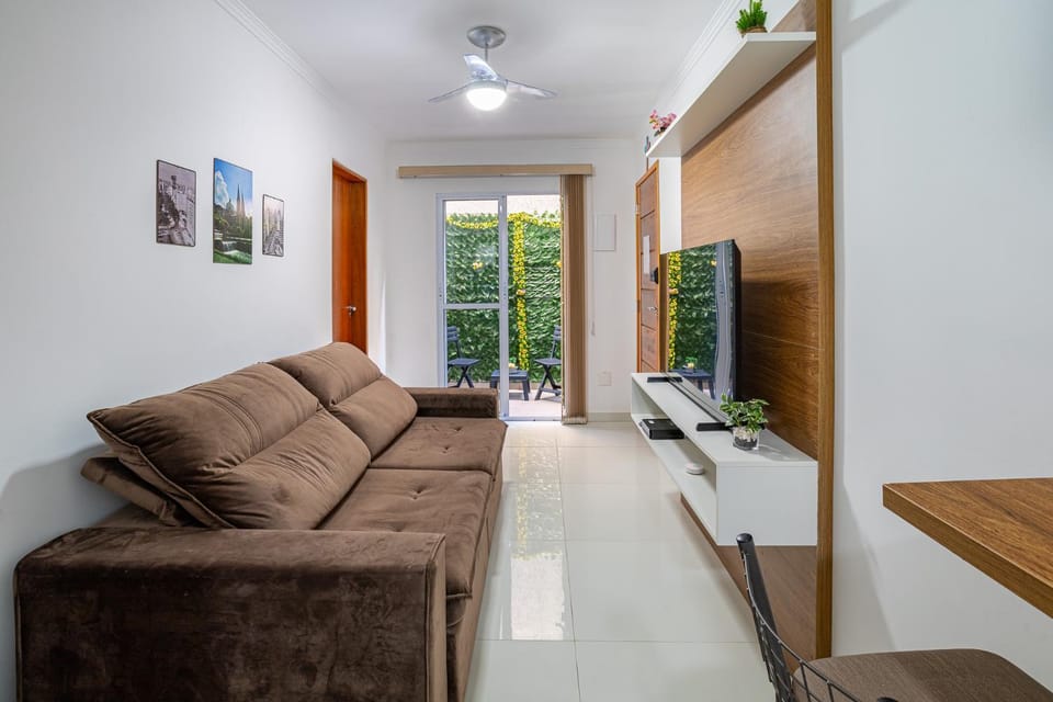 Communal lounge/ TV room, TV and multimedia, Seating area