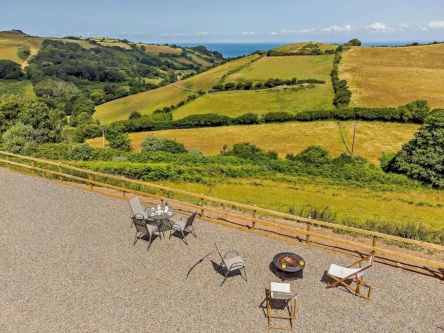 Hillsview - 4 berth renovated barn conversion House in North Devon District