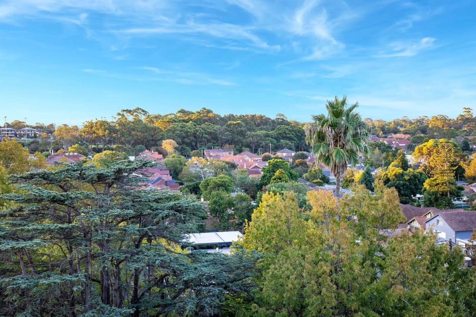 Central location one bedroom in Chatswood Apartment in Sydney