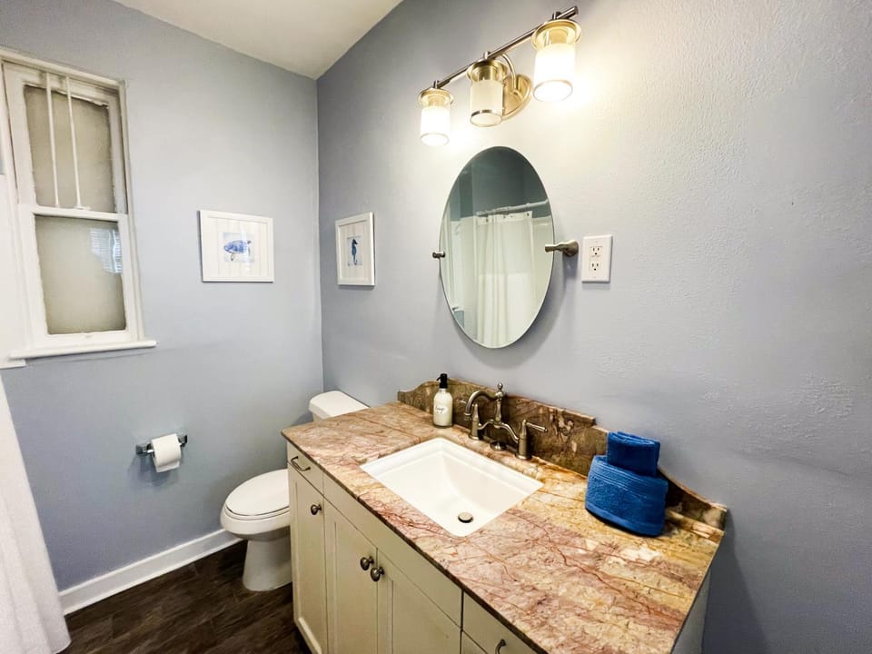 Cozy One Bedroom Unit In the Heart of Jax Beach! Apartment in Jacksonville Beach