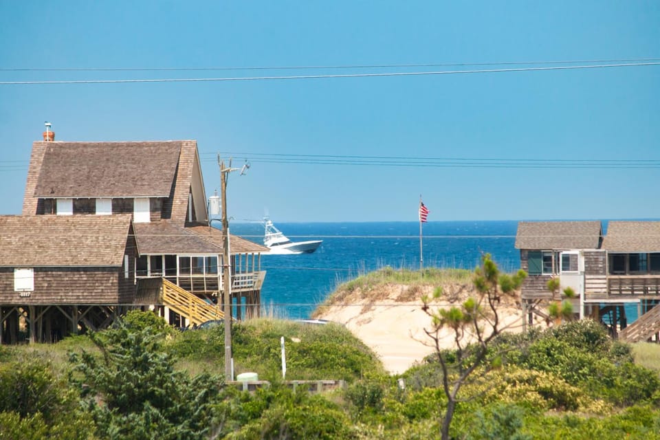 6133 - Coastal Crave House in Nags Head