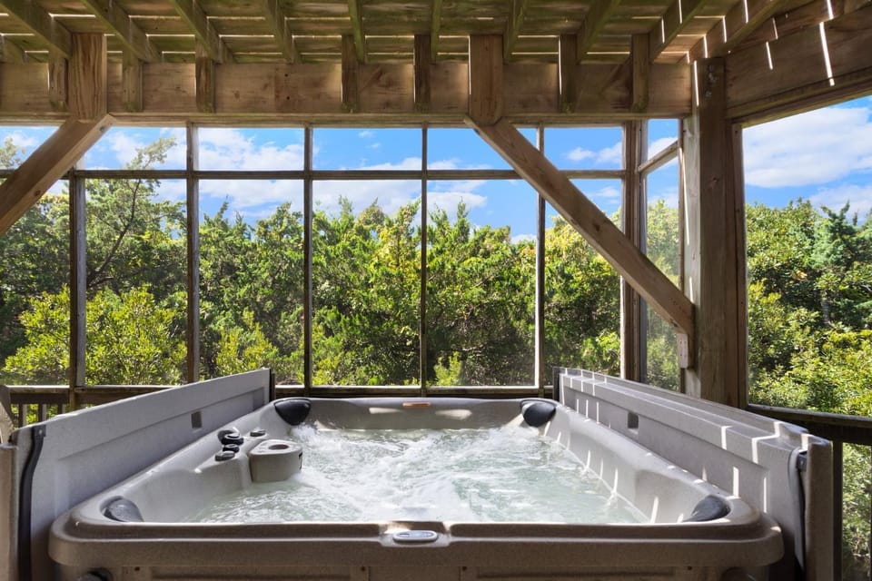 8455 - Mad Hatteras House in Avon