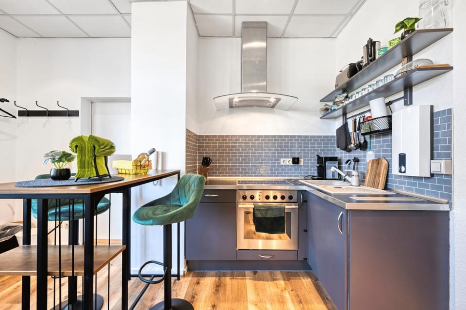 Kitchen or kitchenette, Dining area, toaster