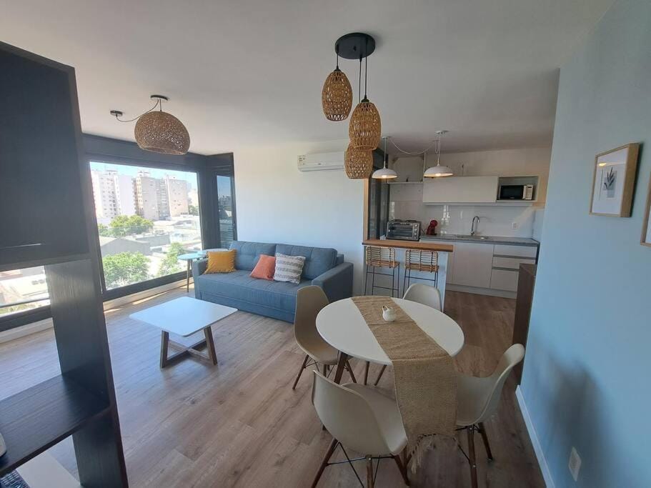 2 dormitorios, parking, gran vista Apartment in Montevideo Department, Uruguay