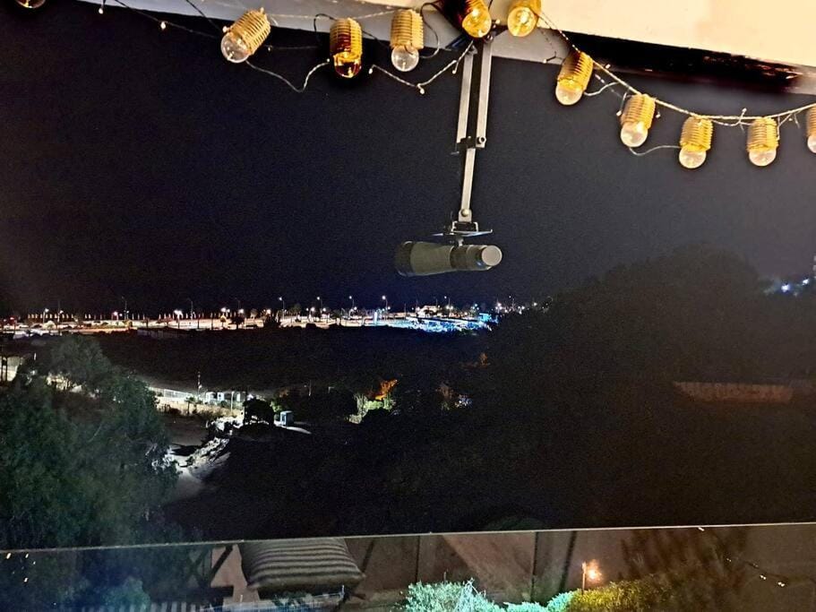 Lovely apartment close to everything with a view! Apartment in Vina del Mar