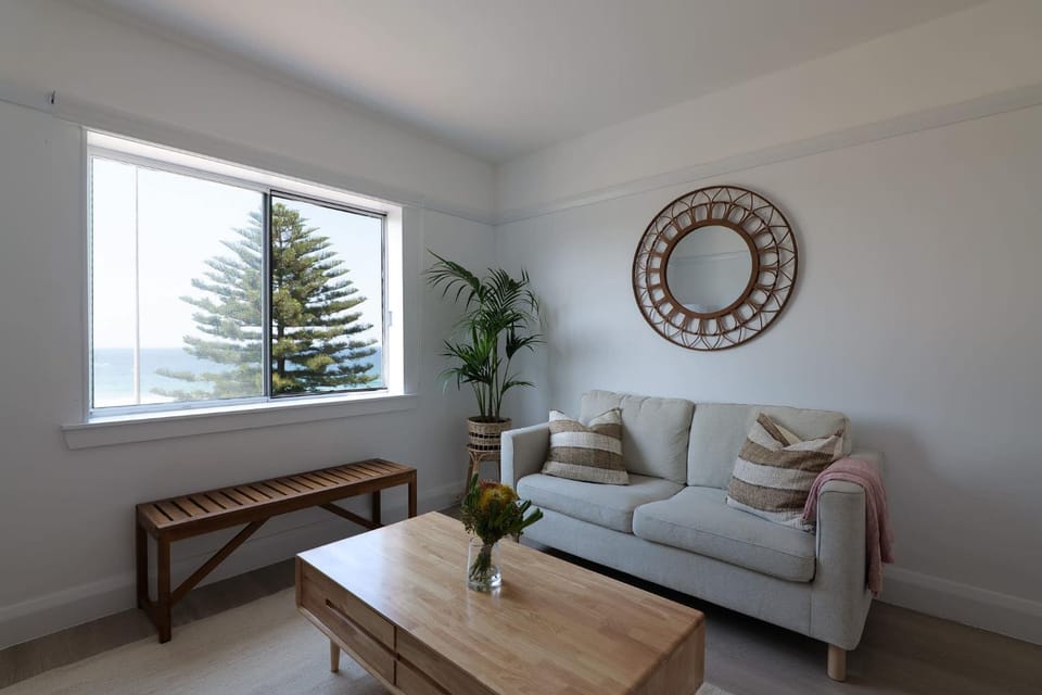 Bondi Beachfront Bliss Apartment in Sydney