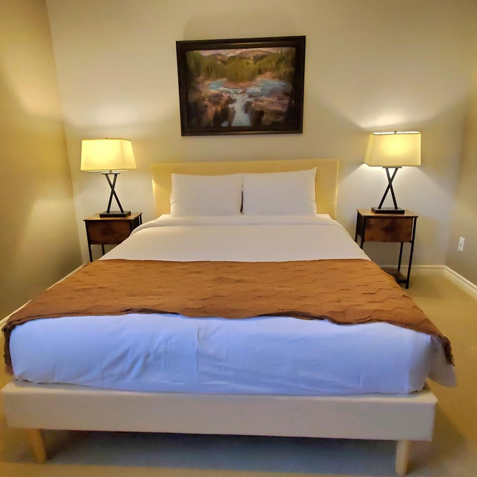 Bed, Bedroom