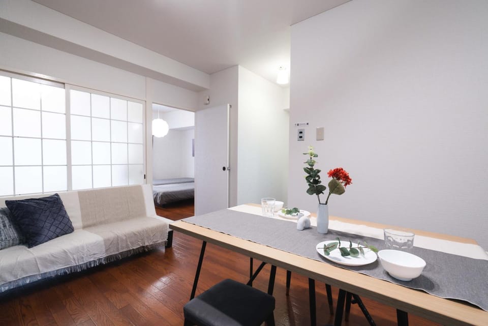 LN12 Arietta 三ノ宮駅徒歩10分元町エリアの交通至便貸切2DK room Apartment in Kobe