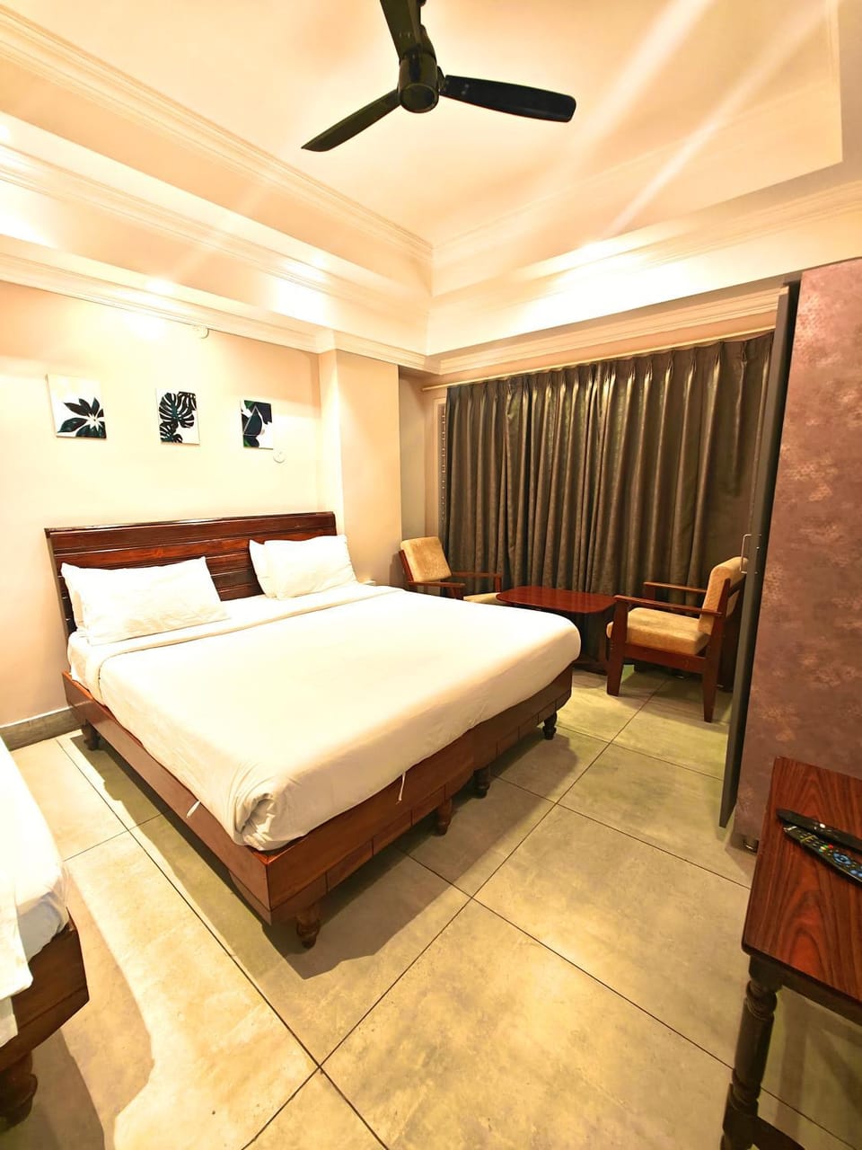 Hotel Pulikeshi Hotel in Bengaluru