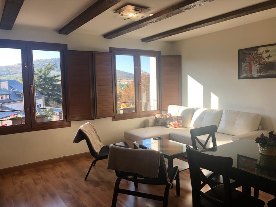 Casa de Navalhorno Valsain Apartment in Community of Madrid