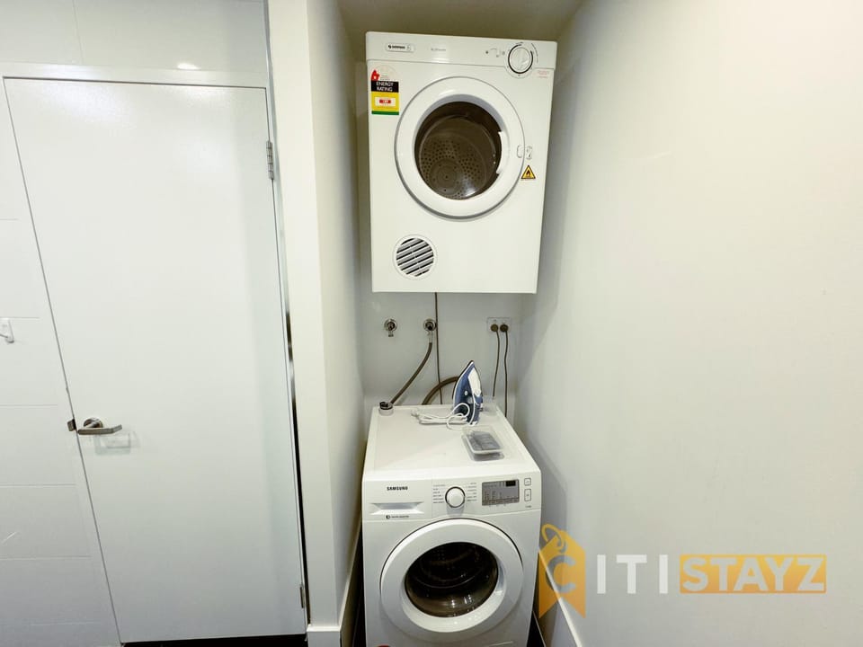 Wonder in Woden - 2 bd 2bth Apt Apartment in Canberra