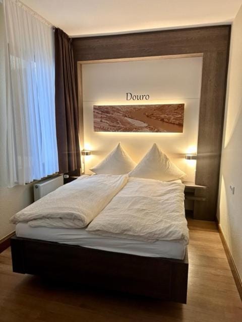 Hotel Gasthaus Huwer Bed and Breakfast in Graach an der Mosel