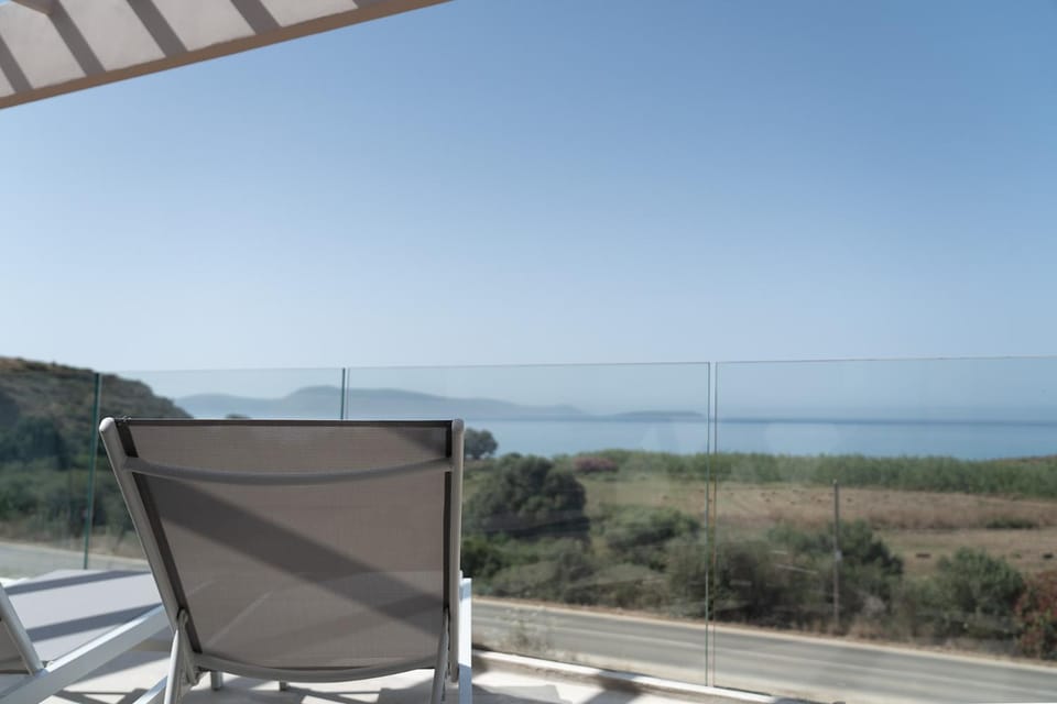 Natural landscape, View (from property/room), Balcony/Terrace, Sea view