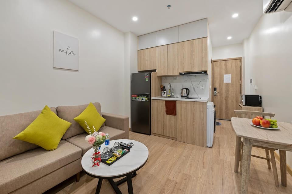 TV and multimedia, Kitchen or kitchenette, Dining area, oven, pet friendly, stove