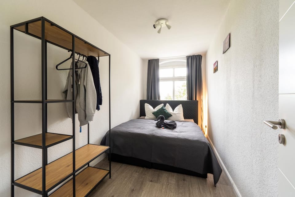 Bed, Bedroom, wardrobe