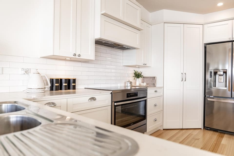 Nautilus ~ Bay of Fires House in Binalong Bay