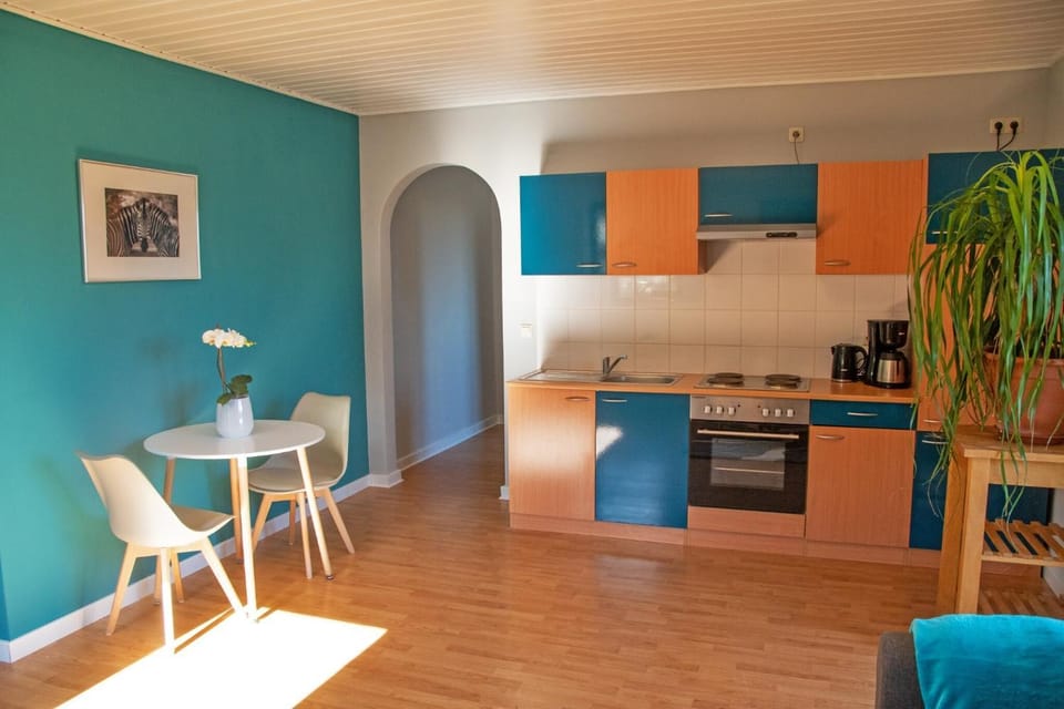 Property building, Kitchen or kitchenette, Living room
