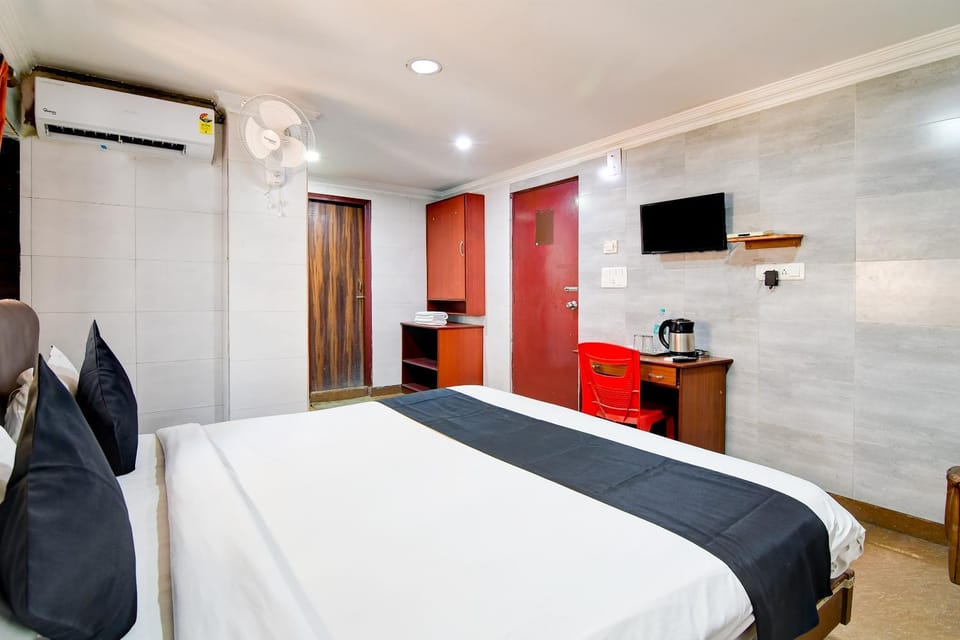 Bed, TV and multimedia, Coffee/tea facilities, Photo of the whole room, hair dresser