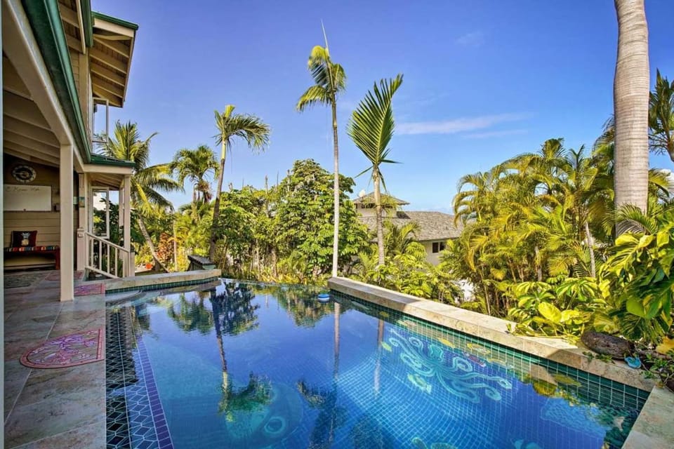 Falling Waters Kona Villa in Big Island