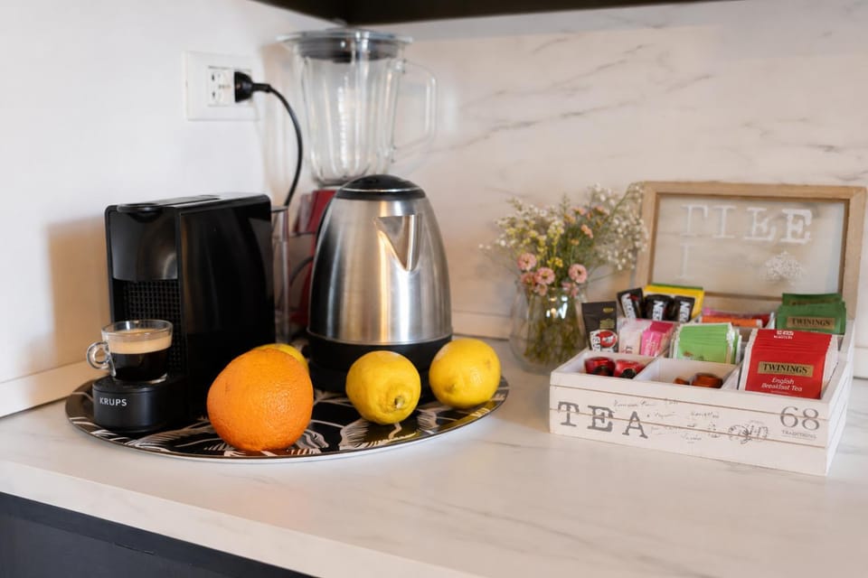 Coffee/tea facilities