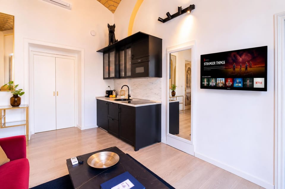TV and multimedia, Coffee/tea facilities, Kitchen or kitchenette, minibar, stove