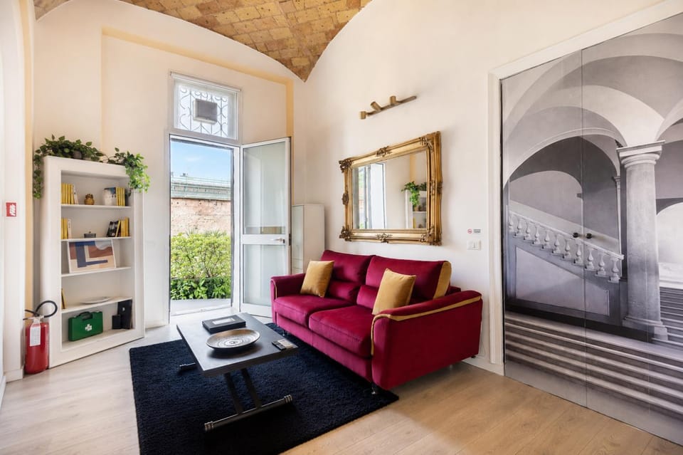 TV and multimedia, Living room, Seating area, air conditioner
