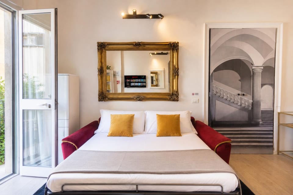 Bed, Living room, air conditioner