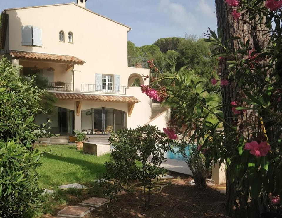 La Beluga Bed and Breakfast in Grimaud
