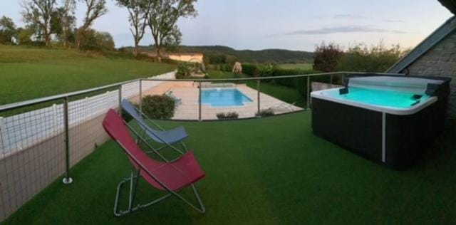Garden, Hot Tub, Swimming pool