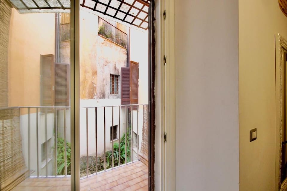 View (from property/room), Balcony/Terrace