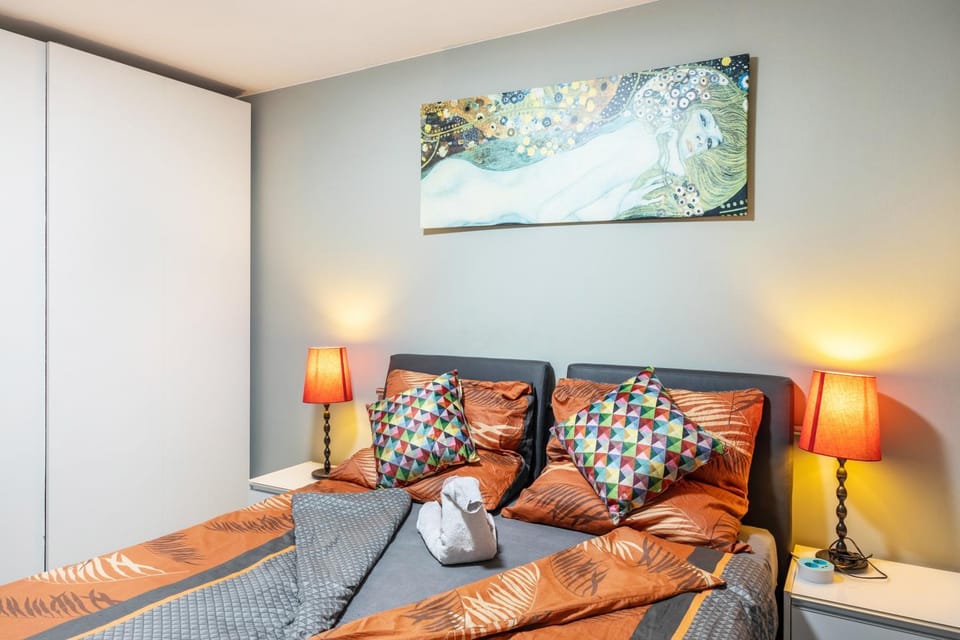 Living room, Bedroom