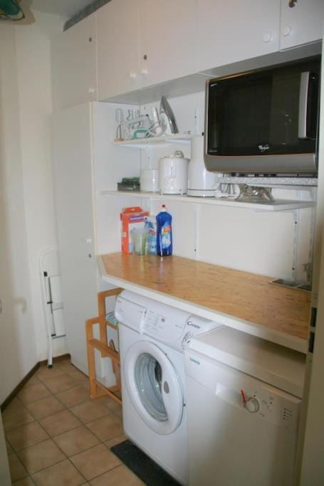 dishwasher, minibar, washing machine