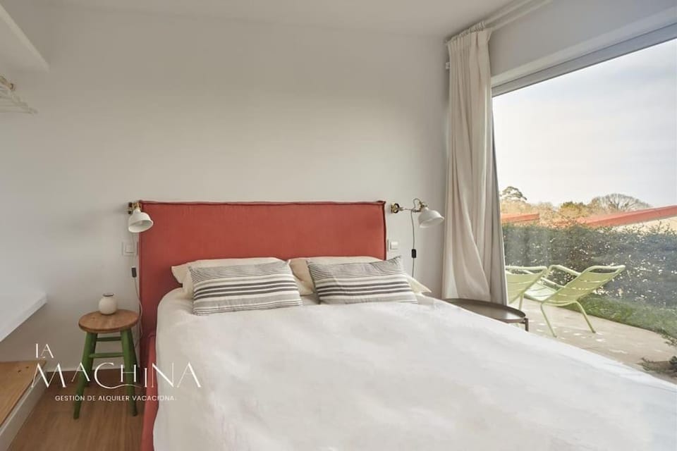 Las Flores del Mar, a un paso de Comillas Apartment in Western coast of Cantabria
